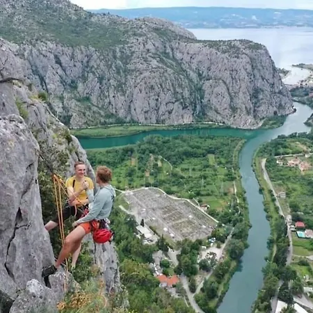 New Neda Apartment Omis